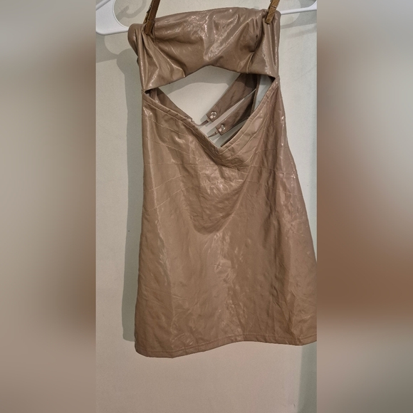 Elegant Strapless Tan Dress - Picture 4 of 8